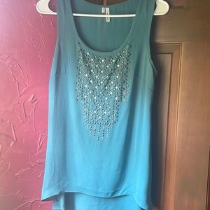Maurices top